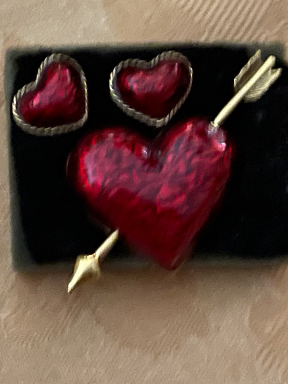 Red enamel heart pin with arrow and matching pierced earrings